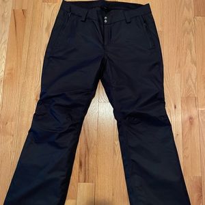Women’s North Face ski/snowboard pant. Size XL, color black.